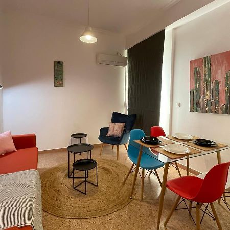 Ferienwohnung SOHO Quiet&Artsy 55sq meters apt. in Athen Exterior foto